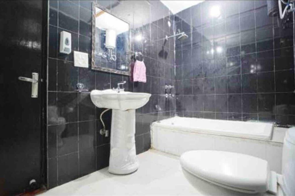 Achal Farm जंगल में मंगल Villa Gurgaon Exteriör bild
