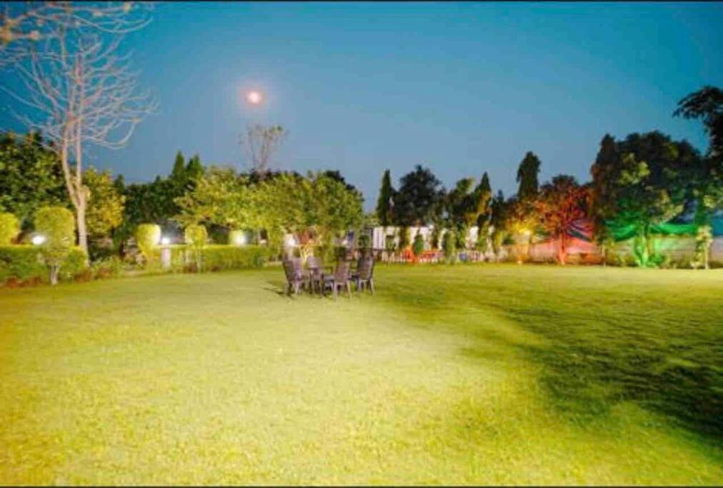 Achal Farm जंगल में मंगल Villa Gurgaon Exteriör bild